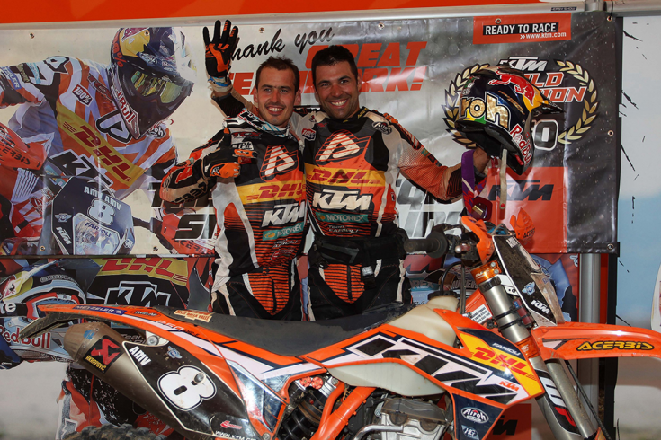 2013 Enduro World Champions Christophe Nambotin (E3) και Antoine Meo (E1) στους γύρους11/12 στην Ελλάδα