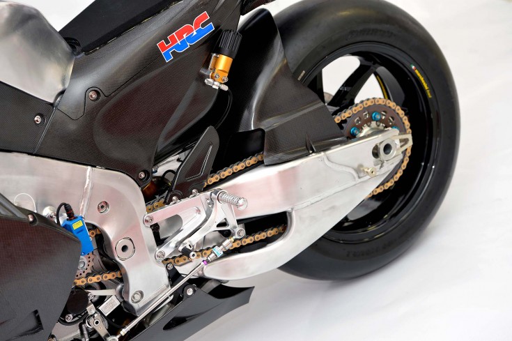 2014-Honda-RCV1000R-MotoGP-10