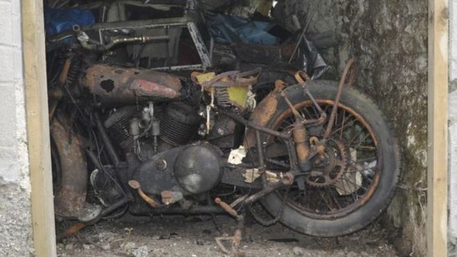 _87201436_brough2