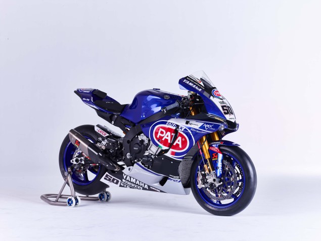 2016-Yamaha-YZF-R1-World-Superbike-12