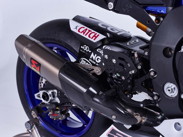 2016-Yamaha-YZF-R1-World-Superbike-25