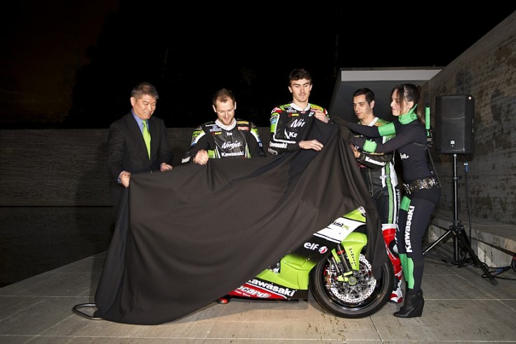 2014-sbk-preseason-kawasaki-_001
