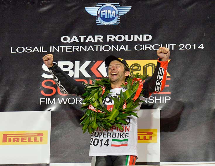 1.ApriliaRacing_Guintoli