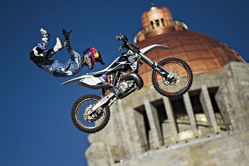 Red Bull X-Fighters1