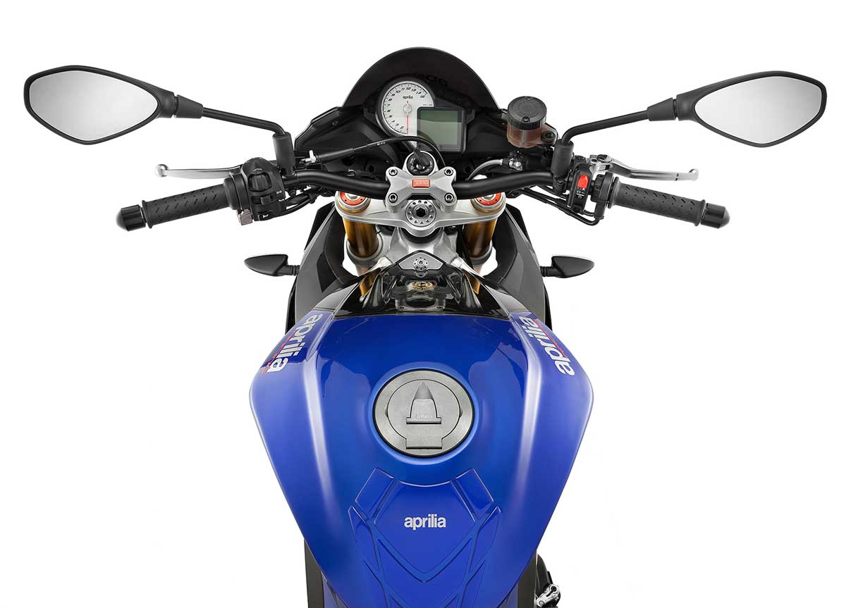 _11-Tuono-V4-1100-RR