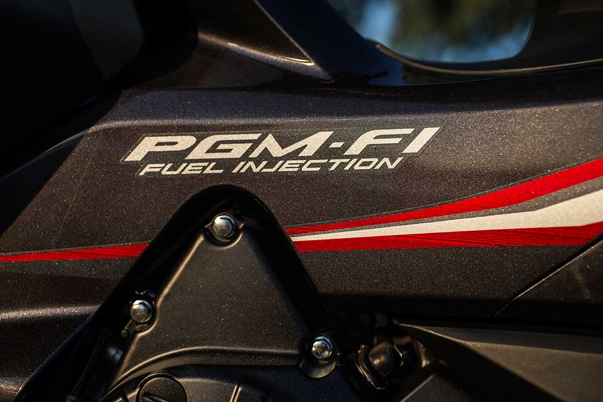Honda-Supra-X-125-Helmin(16)