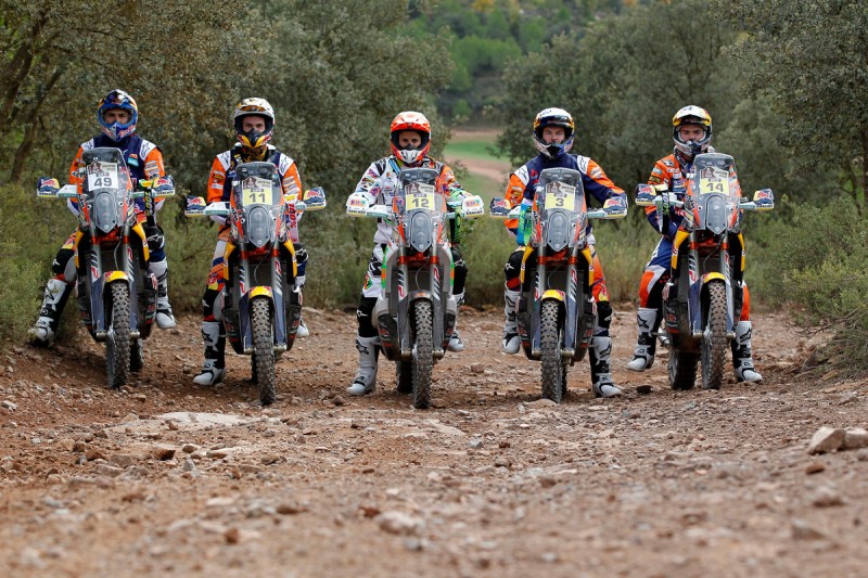 128649_Anotine_Meo_Jordi_Viladoms_Laia_Sanz_Toby_Price_Matthias_Walkner_KTM_450_RALLY_2015