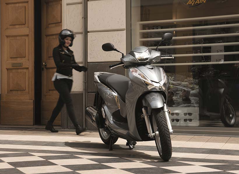 Honda-SH300